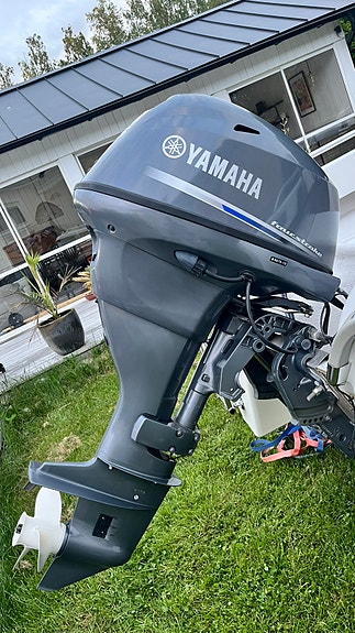 HR 435 (2007) | Yamaha F25 4-takt (2013) | Endast 35–50 h | Toppskick 5 of 8