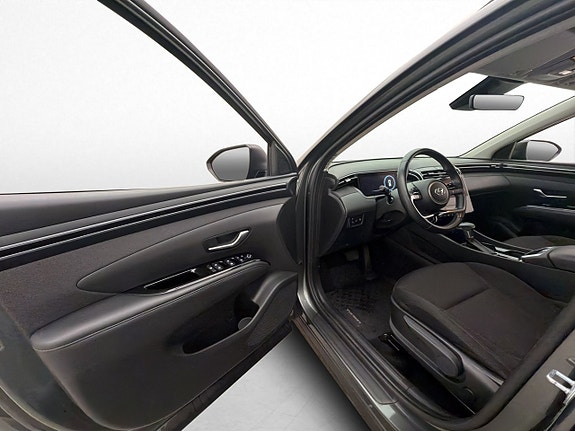 Hyundai Tucson 12 of 30