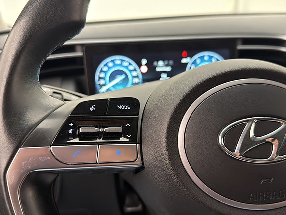Hyundai Tucson 17 of 30