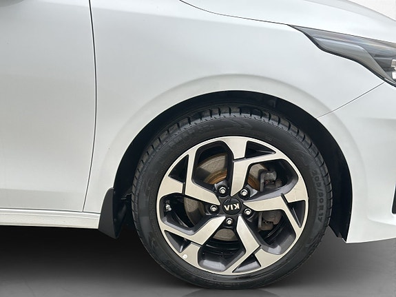 Kia Ceed 29 of 29