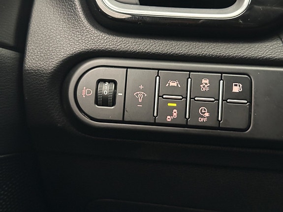 Kia Ceed 25 of 29