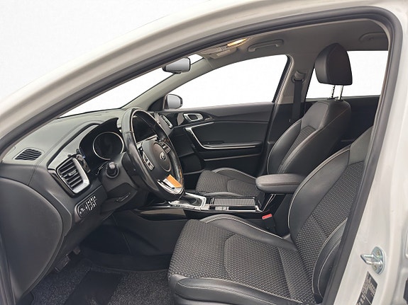 Kia Ceed 14 of 29