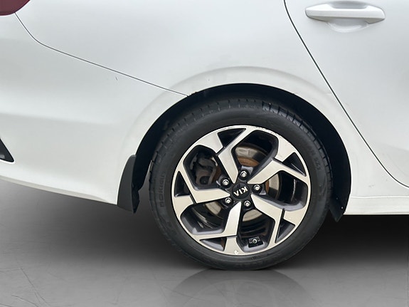 Kia Ceed 28 of 29