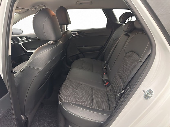 Kia Ceed 11 of 29
