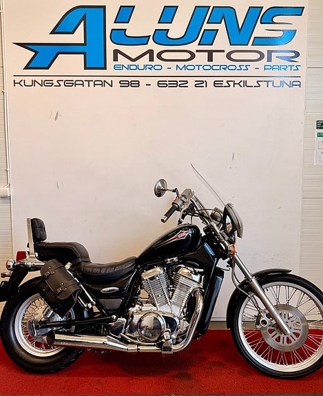 Suzuki Intruder VS600GLU