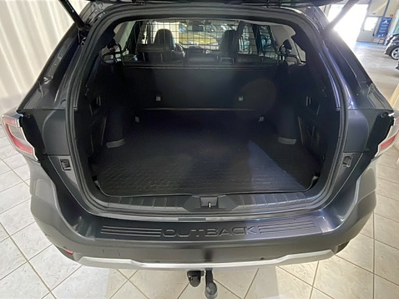 Subaru Outback 8 of 18