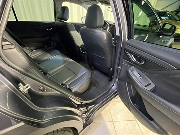 Subaru Outback 7 of 18