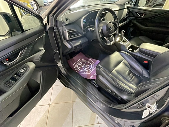 Subaru Outback 13 of 18