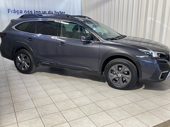 Subaru Outback 2 of 5