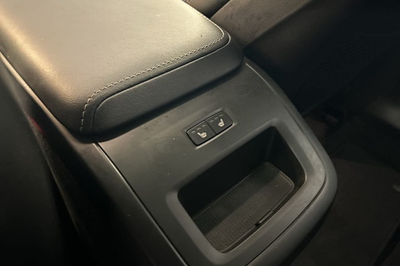Volvo XC60 21 of 30