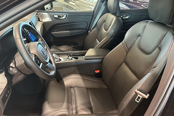 Volvo XC60 28 of 30