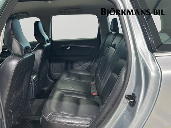 Volvo V70 9 of 14