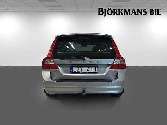 Volvo V70 5 of 14