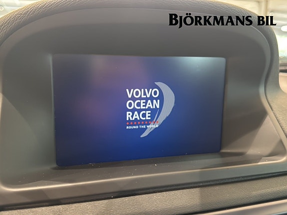 Volvo V70 11 of 14