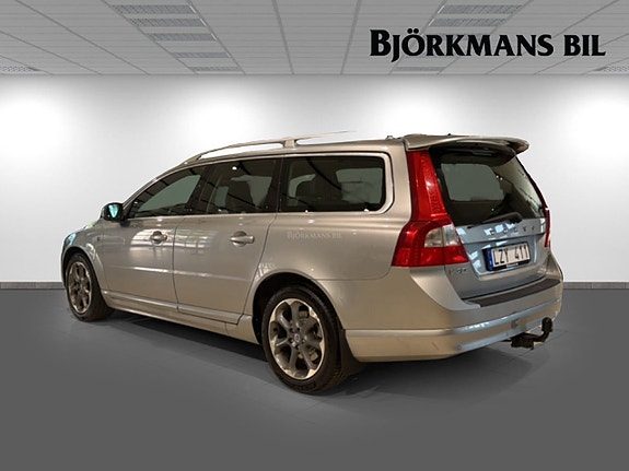 Volvo V70 6 of 14