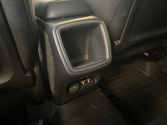 Volvo XC40 20 of 26