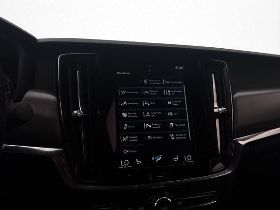 Volvo S90 23 of 29