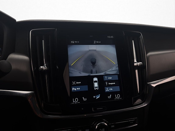 Volvo S90 18 of 29