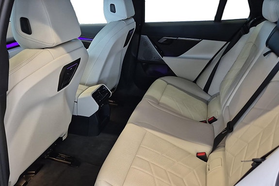 BMW 530e 14 of 20