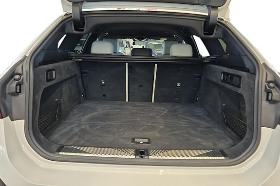 BMW 530e 13 of 20