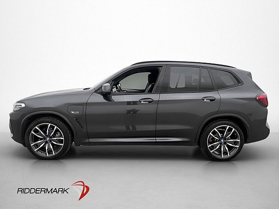 BMW X3 4 of 5