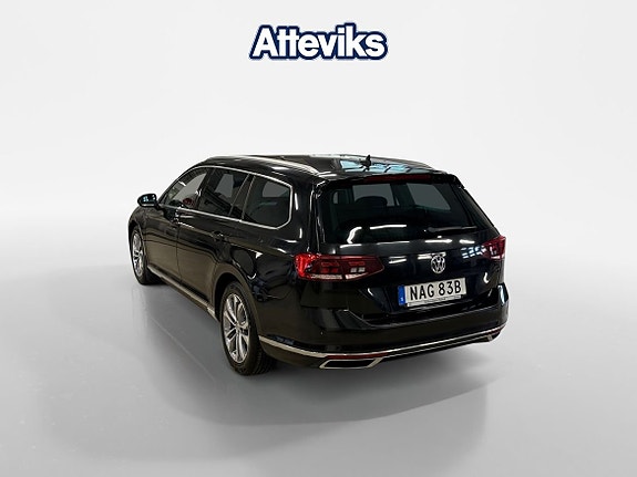 Volkswagen Passat 5 of 15