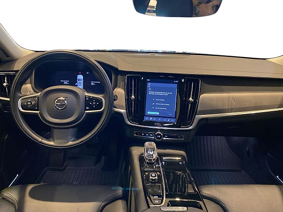 Volvo V90 5 of 14