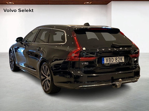 Volvo V90 2 of 14