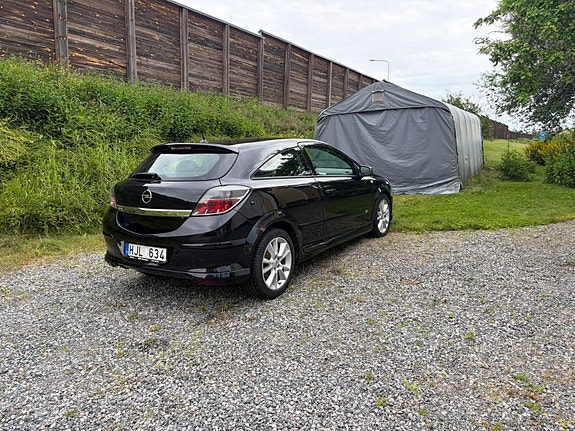 Opel Astra 3 of 5