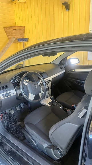 Opel Astra 6 of 8