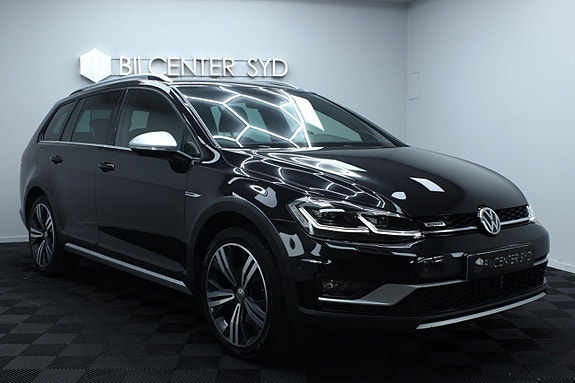Volkswagen Golf Alltrack 7 of 26
