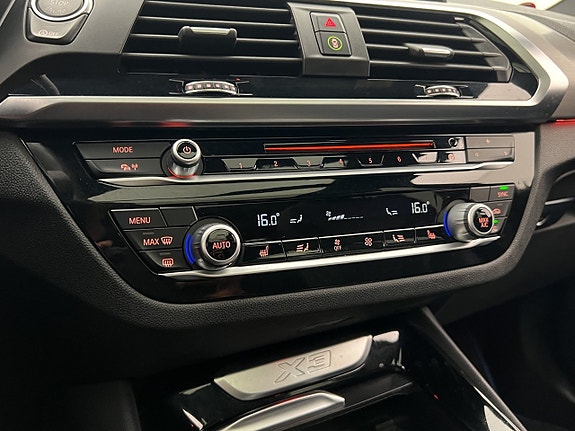 BMW X3 23 of 30