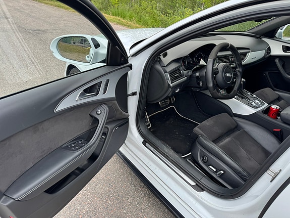 Audi A6 13 of 16