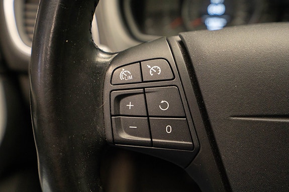 Volvo V40 16 of 19