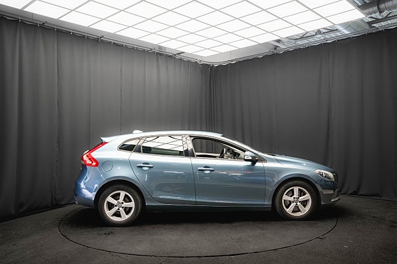 Volvo V40 5 of 5