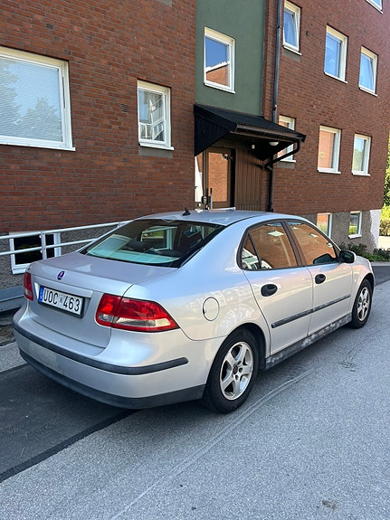 Saab 9-3 4 of 5