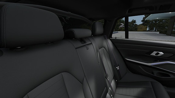 BMW M340i 10 of 12