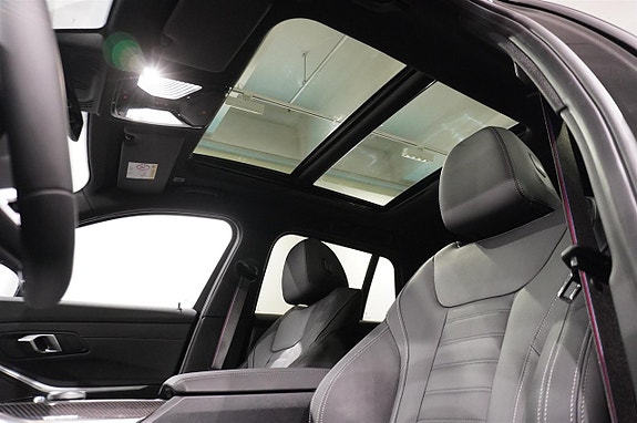 BMW M340i 13 of 18