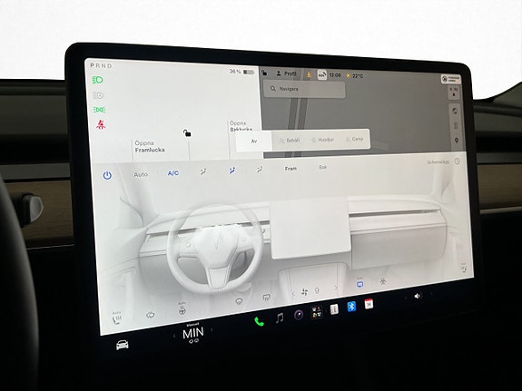 Tesla Model Y 22 of 30