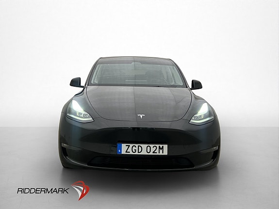Tesla Model Y 3 of 30