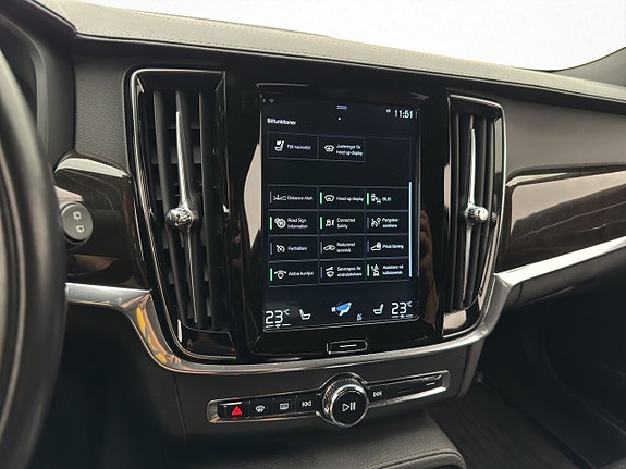 Volvo V90 18 of 30