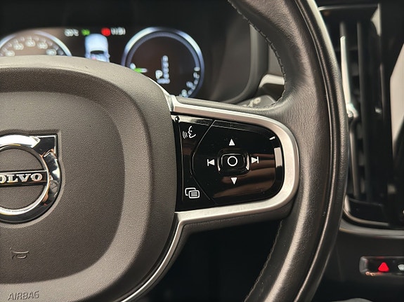 Volvo V90 13 of 30