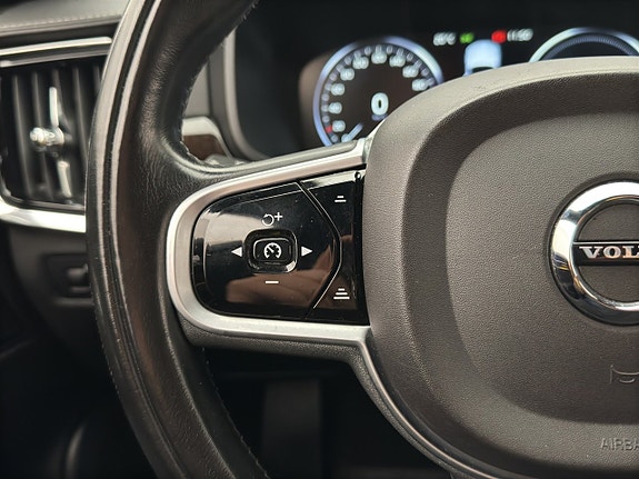 Volvo V90 11 of 30