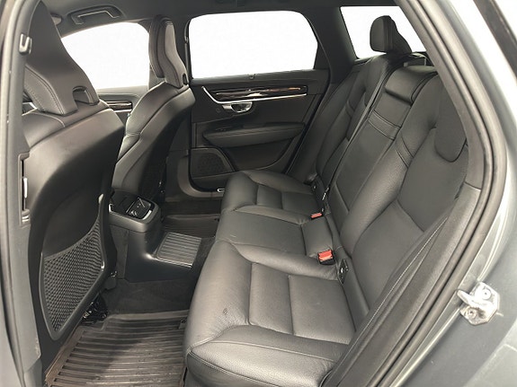 Volvo V90 25 of 30