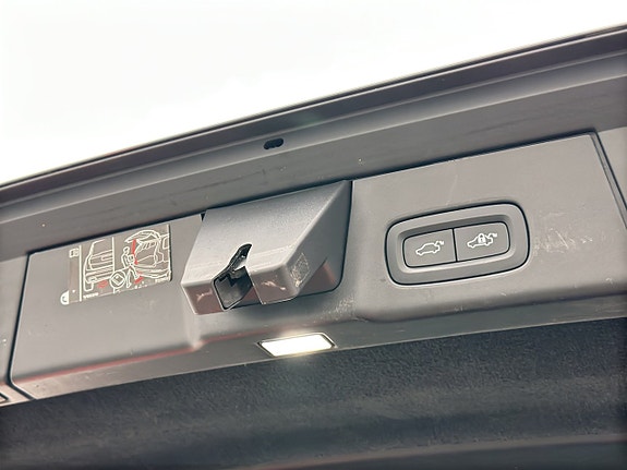 Volvo V90 28 of 30