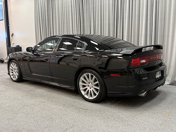 Dodge Charger 3 of 15