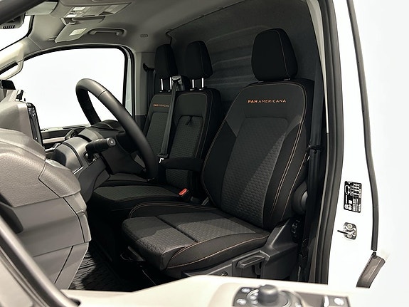 Volkswagen Transporter 7 of 13