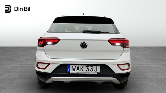Volkswagen T-Roc 5 of 12
