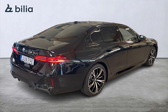 BMW 530e 20 of 24