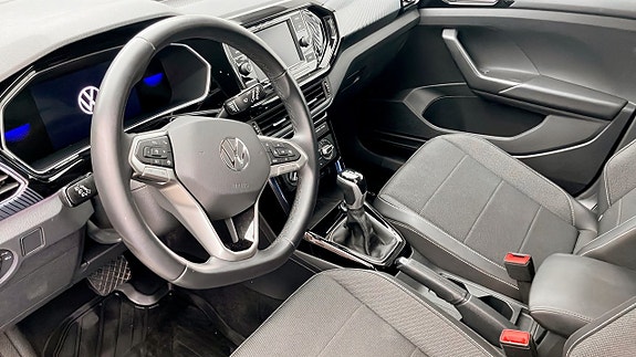 Volkswagen T-Cross 7 of 13